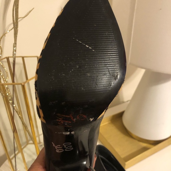 Designer Guess Heels - Picture 5 of 5